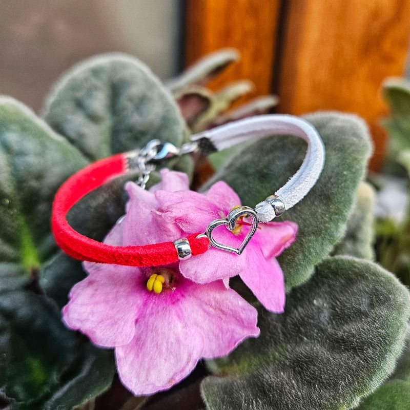 Market - Cadouri - Martisoare - Martisor Bratara Inimioara, din piele intoarsa eco lucrata manual by Wild Bracelets - Infinity.ro
