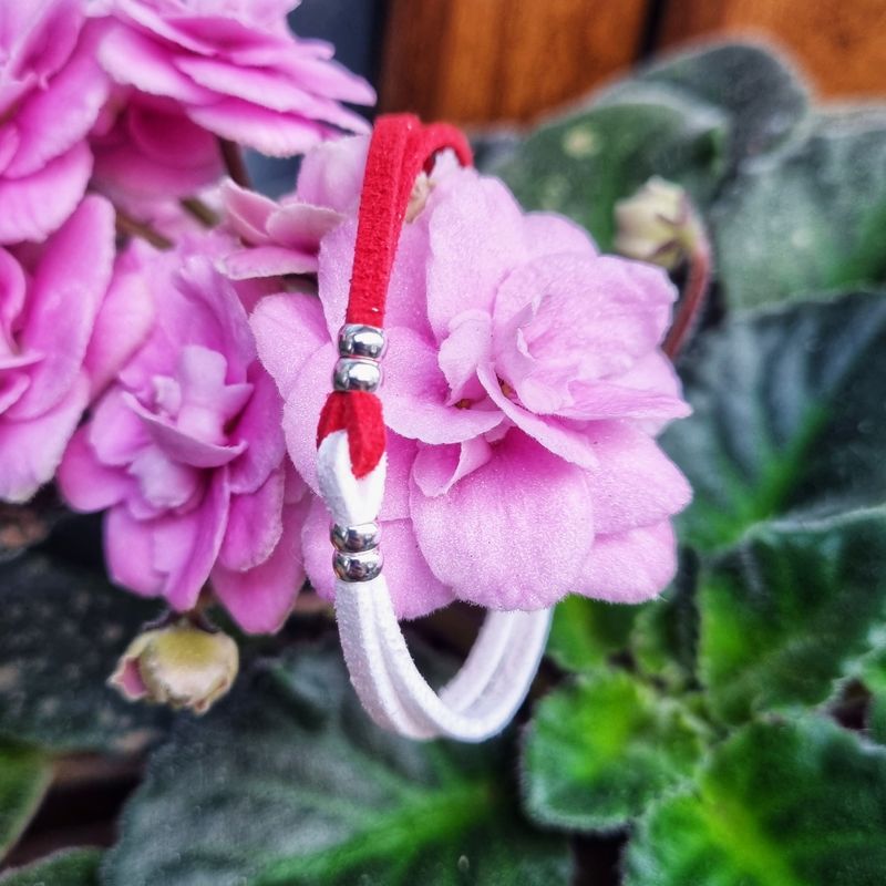 Market - Cadouri - Martisoare - Martisor Bratara prieteniei/iubirii cu bilute argintii, din piele intoarsa eco lucrata manual by Wild Bracelets - Infinity.ro