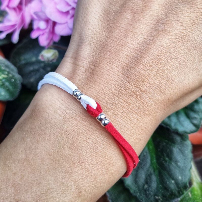 Market - Cadouri - Martisoare - Martisor Bratara prieteniei/iubirii cu bilute argintii, din piele intoarsa eco lucrata manual by Wild Bracelets - Infinity.ro