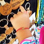 Fashion, accesorii si bijuterii - Femei - Bijuterii femei - Bratari femei - Set 2 Bratari Mama si bebe din aur 14k cu charm cruciulita, reglabile din snur rosu de matase lucrate 100% manual - Infinity.ro