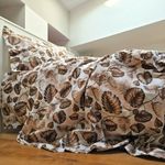 Casa si Gradina - Textile si covoare - Lenjerii de pat - Seturi de lenjerie - Lenjerie de pat 4 piese, 2 persoane, tesatura clasica neteda, 100% bumbac, decor floral - 04 - Infinity.ro