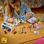 Jucarii, Copii si Bebe - Jucarii si jocuri - Seturi de constructie si cuburi - Seturi de constructie - LEGO Friends Casa Familiei lui Liann 42687 - Infinity.ro