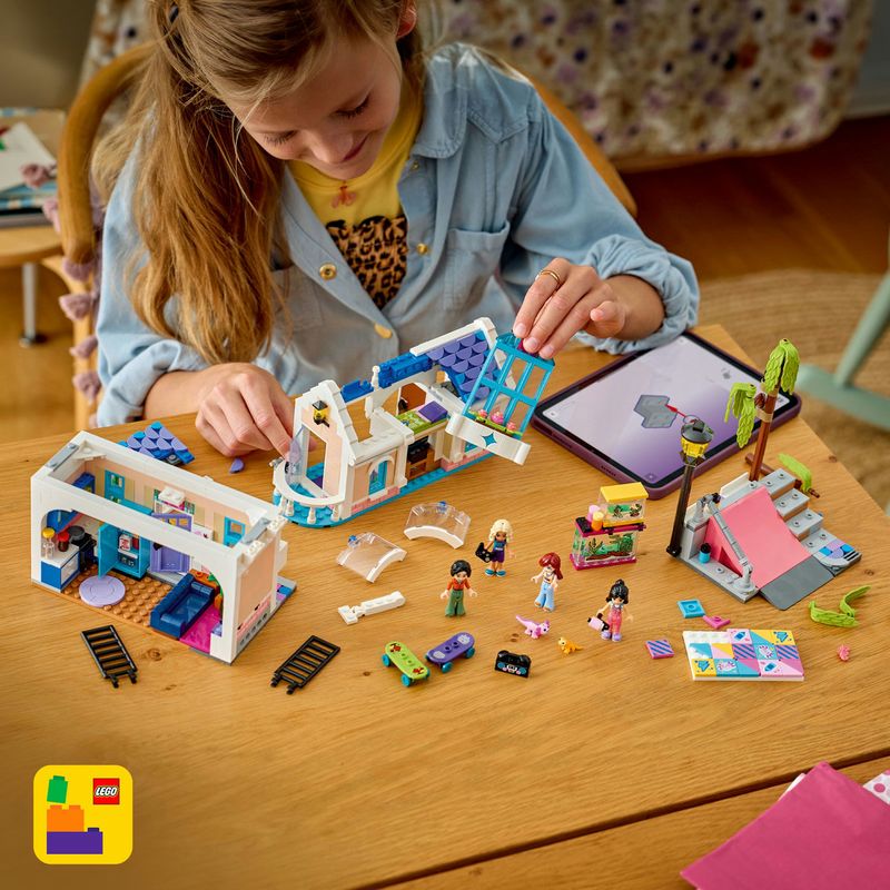 Jucarii, Copii si Bebe - Jucarii si jocuri - Seturi de constructie si cuburi - Seturi de constructie - LEGO Friends Casa Familiei lui Liann 42687 - Infinity.ro
