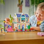 Jucarii, Copii si Bebe - Jucarii si jocuri - Seturi de constructie si cuburi - Seturi de constructie - LEGO Friends Casa Familiei lui Liann 42687 - Infinity.ro