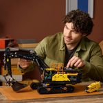 Jucarii, Copii si Bebe - Jucarii si jocuri - Seturi de constructie si cuburi - Seturi de constructie - LEGO Technic Excavator Volvo EC500 Hybrid 42215 - Infinity.ro