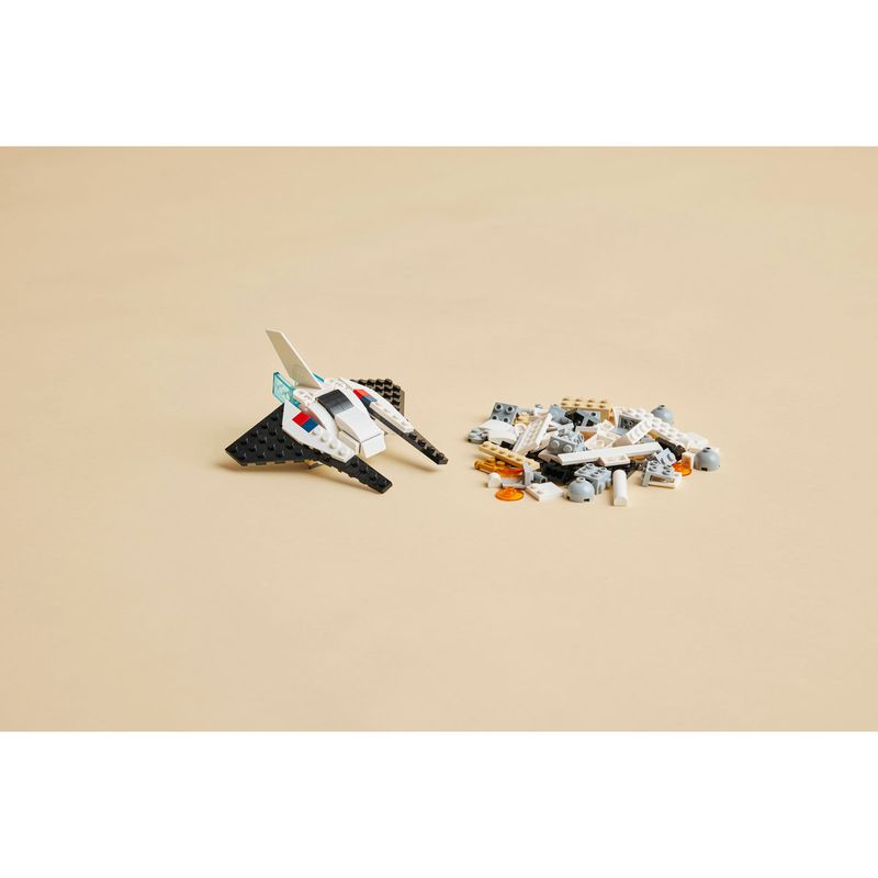 Jucarii, Copii si Bebe - Jucarii si jocuri - Seturi de constructie si cuburi - Seturi de constructie - LEGO Creator 3 in 1 Naveta spatiala 31134 - Infinity.ro