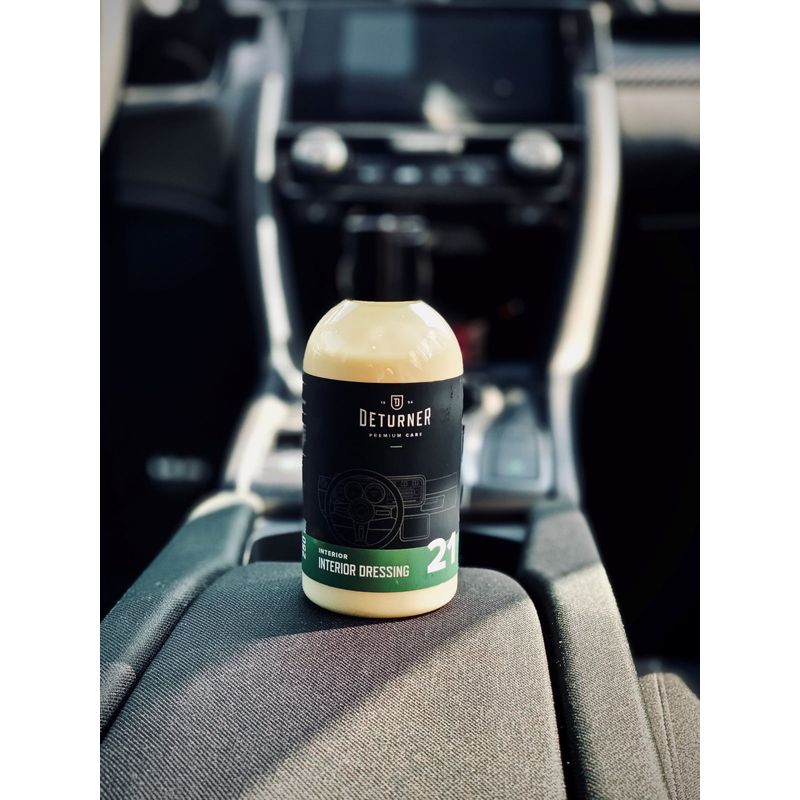Auto si Moto - Intretinere auto - Produse curatare auto - Deturner Interior Dressing – Protectie si Revitalizare Interior cu Finisaj Satinat si Efect Antistatic 250ml - Infinity.ro