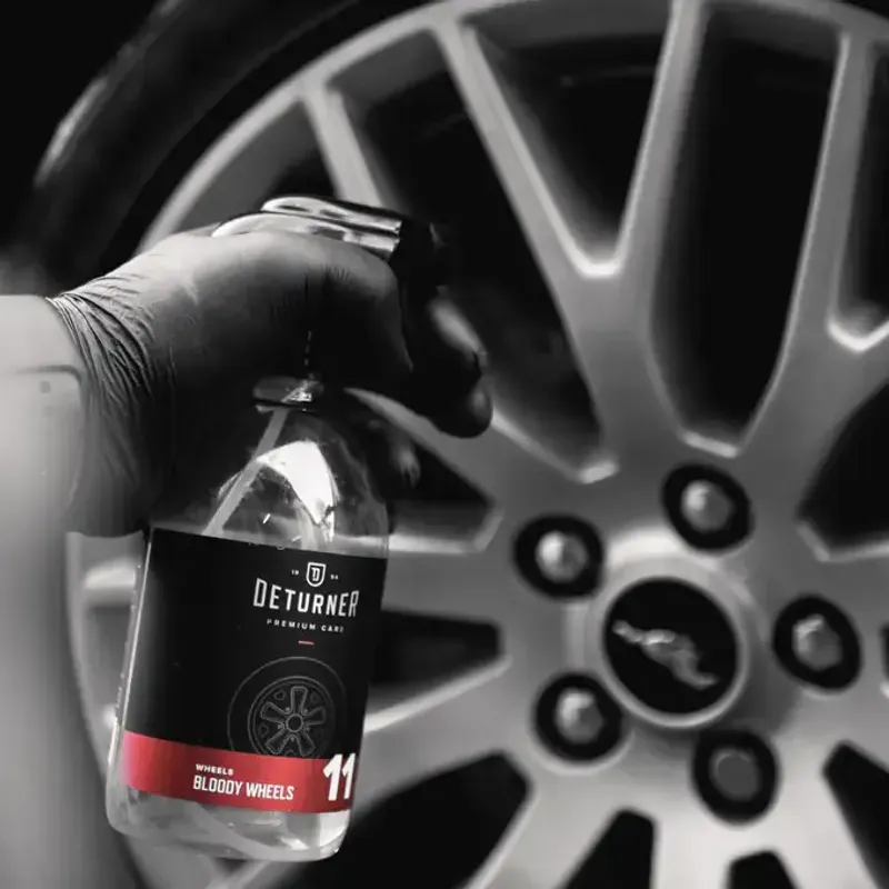 Auto si Moto - Intretinere auto - Produse curatare auto - Deturner Bloody Wheels 500 ml + Brush White 21mm – Set Curatare Jante si Zone Dificile - Infinity.ro