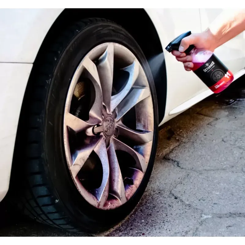Auto si Moto - Intretinere auto - Produse curatare auto - Deturner Bloody Wheels – Decontaminare si curatare Jante cu Reactie Violeta si pH Neutru – 1L - Infinity.ro