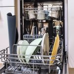 Casa si Gradina - Bucatarie si vesela - Ustensile bucatarie - Ustensile ornare prajituri - Covoras din silicon pentru framantat si copt 64×45 cm, gri - Infinity.ro