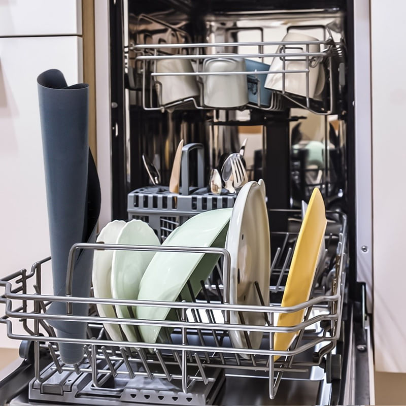 Casa si Gradina - Bucatarie si vesela - Ustensile bucatarie - Ustensile ornare prajituri - Covoras din silicon pentru framantat si copt 64×45 cm, gri - Infinity.ro