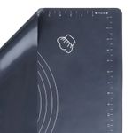 Casa si Gradina - Bucatarie si vesela - Ustensile bucatarie - Ustensile ornare prajituri - Covoras din silicon pentru framantat si copt 64×45 cm, gri - Infinity.ro