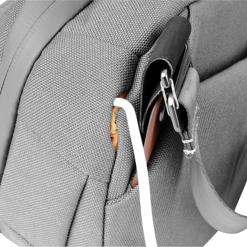 TV, Audio-Video si Foto - Aparate foto si accesorii - Accesorii foto si video - Genti / Rucsacuri / Huse - Geanta foto de umar Vanguard VEO CITY CB24, include husa de ploaie, capacitate 3l, Gri - Infinity.ro