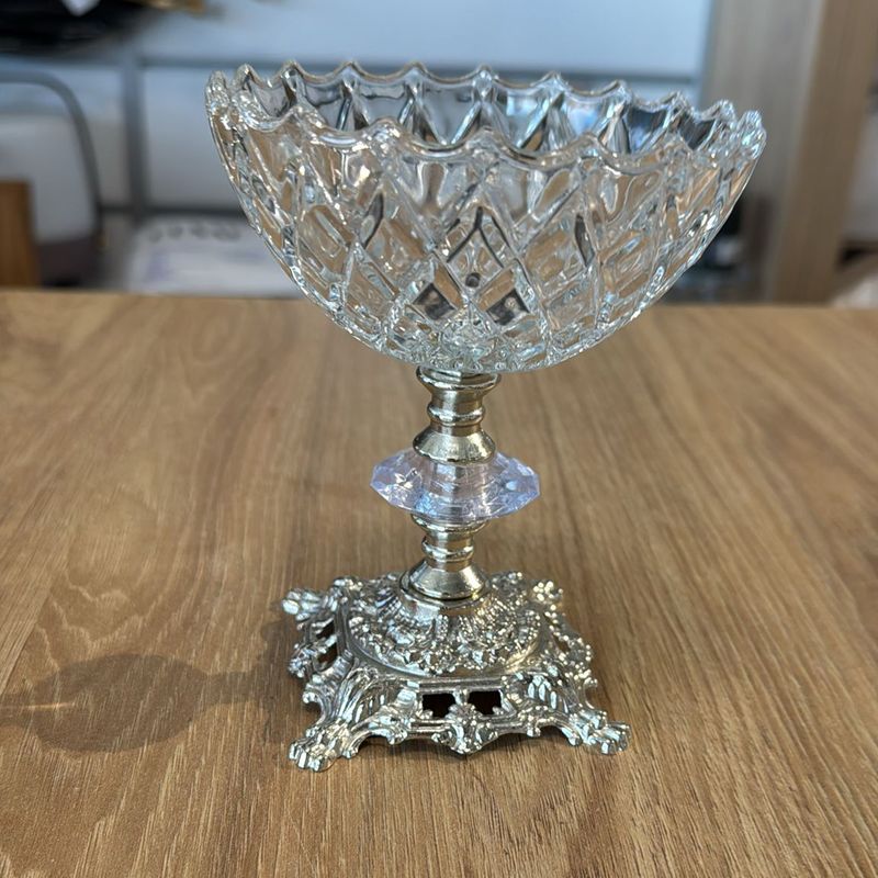 Casa si Gradina - Bucatarie si vesela - Cani si pahare - Pahare - Cupa desert cu picior argintiu Efegil 12x12x14 cm transparent - Infinity.ro