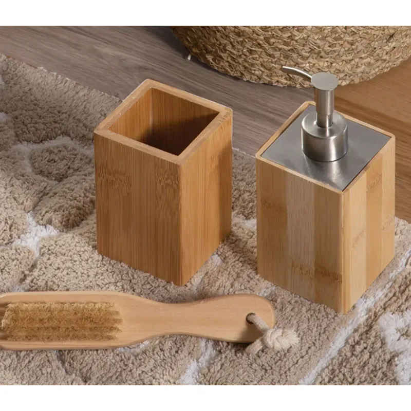 Casa si Gradina - Sanitare - Suporturi si accesorii baie - Accesorii baie - Recipient sapun Dispenser Bamboo Woody Brown - Infinity.ro