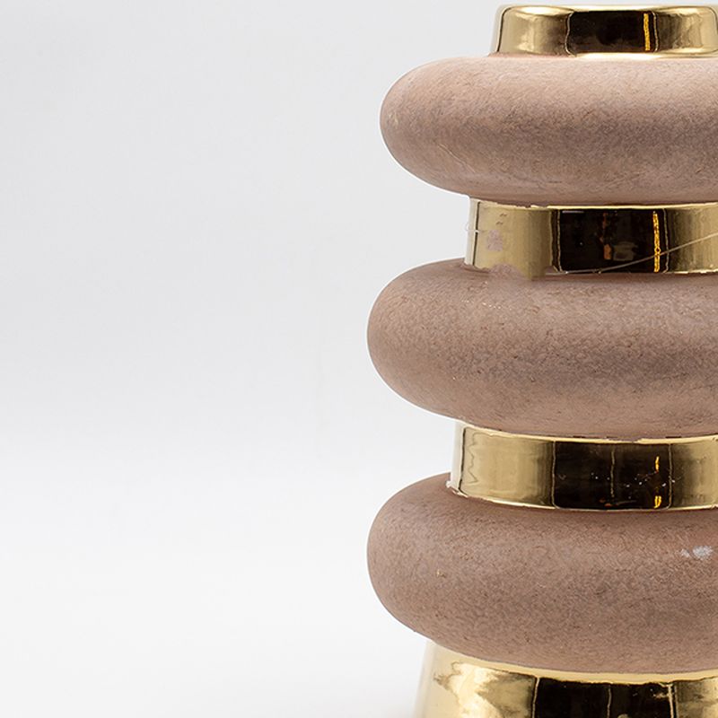 Casa si Gradina - Decoratiuni - Obiecte decorative - Vaze si boluri decorative - Vaza ceramica Eurolamp H24 cm gri nisip-auriu - Infinity.ro