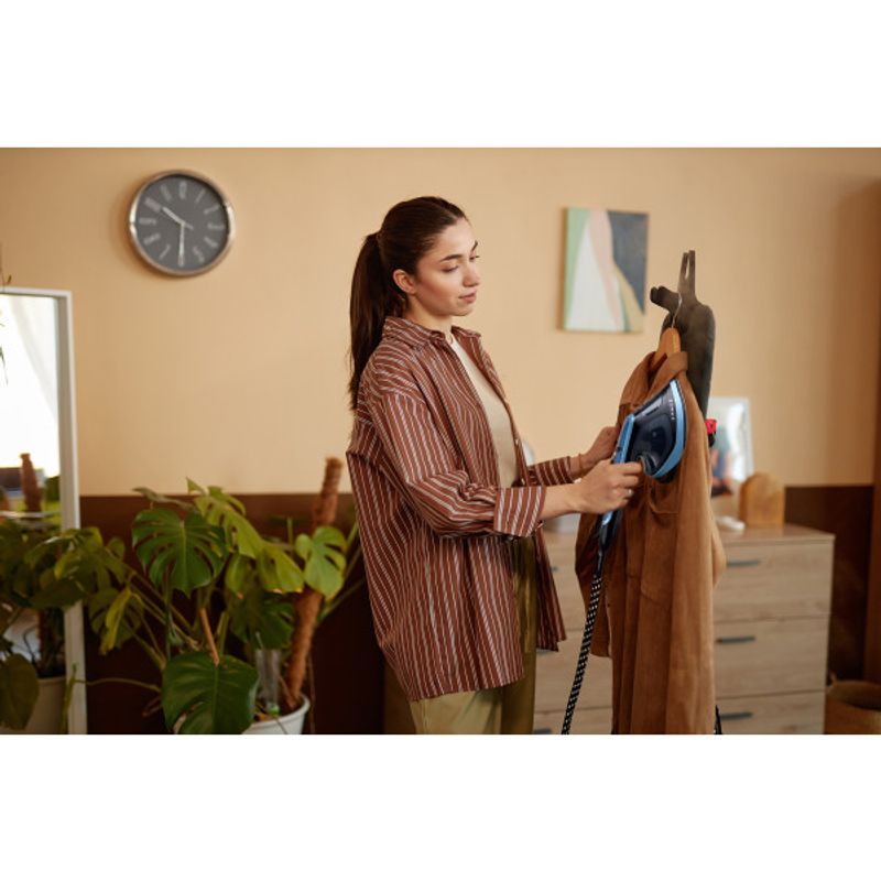 Electronice si Electrocasnice - Ingrijirea tesaturilor - Aparate de calcat cu aburi - Fier de calcat clasic si vertical 2 in 1 Techwood TFD-18, 1400-1800W, 20-30g/min, 180ml - Infinity.ro