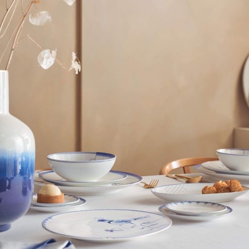 Casa si Gradina - Bucatarie si vesela - Vesela si tacamuri - Farfurii si boluri - Farfurie din portelan, Pip Studio, White, 25.5 cm, colectia Pip & The Blue Bird - Infinity.ro