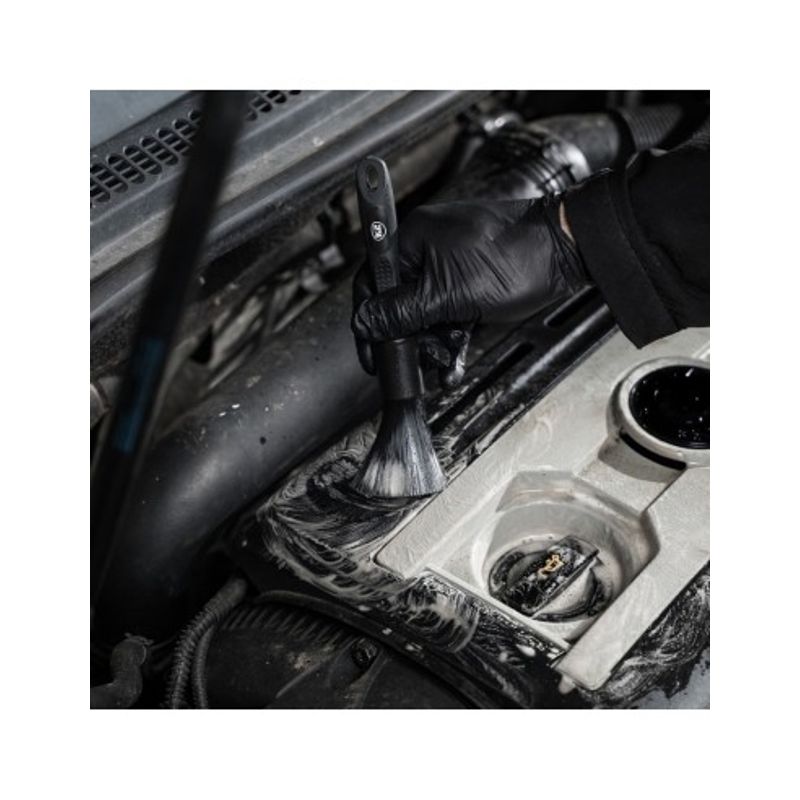 Auto si Moto - Intretinere auto - Produse curatare auto - Pensula detailing roti, motor si locuri greu accesibile K2 Strong Detailing Brush 31 mm - Infinity.ro