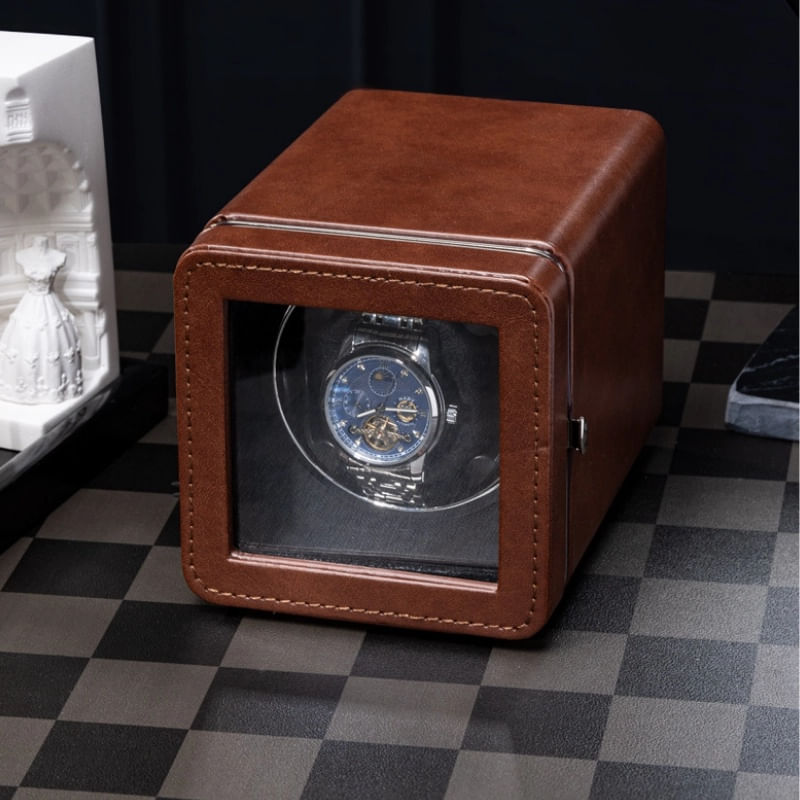 Fashion, accesorii si bijuterii - Barbati - Bijuterii barbati - Ceasuri barbati - Cutie intors ceas automatic iUni, Watch Winder, Piele ecologica, Maro - Infinity.ro