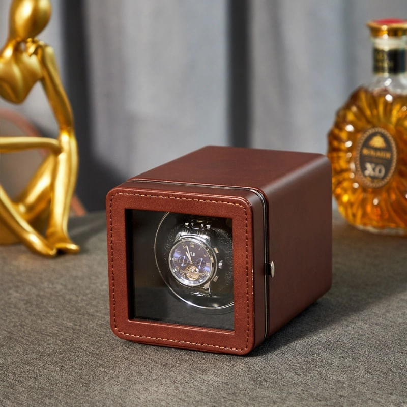 Fashion, accesorii si bijuterii - Barbati - Bijuterii barbati - Ceasuri barbati - Cutie intors ceas automatic iUni, Watch Winder, Piele ecologica, Maro - Infinity.ro