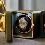 Fashion, accesorii si bijuterii - Barbati - Bijuterii barbati - Ceasuri barbati - Cutie intors ceas automatic iUni, Watch Winder, Piele ecologica, Verde Kaki - Infinity.ro