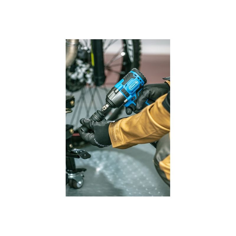 Casa si Gradina - Constructii - Scule profesionale - Scule pneumatice - Cheie impact electrica 400Nm fara fir Brushless 20V 2.0Ah HT2E200 - Infinity.ro