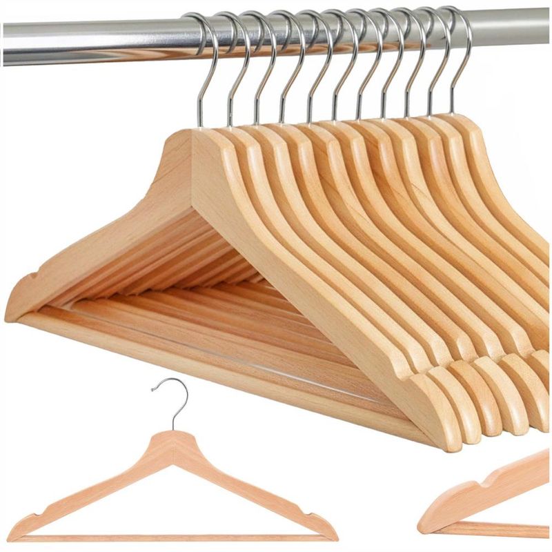 Casa si Gradina - Mobilier - Organizare si depozitare - Umerase si valeti - Set de 10 umerase din lemn cu carlig cromat rotativ, forma ergonomica, 43x21 cm, maro natur - Infinity.ro