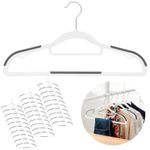 Casa si Gradina - Mobilier - Organizare si depozitare - Umerase si valeti - Set de 30 de umerase antiderapante pentru haine, din PE, cu carlig metalic rotativ, 41 cm, alb si gri - Infinity.ro