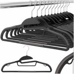 Casa si Gradina - Mobilier - Organizare si depozitare - Umerase si valeti - Set de 20 de umerase antiderapante pentru haine, din PE, cu carlig metalic rotativ, 41 cm, negru si gri - Infinity.ro