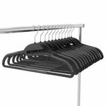 Casa si Gradina - Mobilier - Organizare si depozitare - Umerase si valeti - Set de 20 de umerase antiderapante pentru haine, din PE, cu carlig metalic rotativ, 41 cm, negru si gri - Infinity.ro