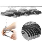 Casa si Gradina - Mobilier - Organizare si depozitare - Umerase si valeti - Set de 30 de umerase antiderapante pentru haine, din PE, cu carlig metalic rotativ, 41 cm, gri si negru - Infinity.ro