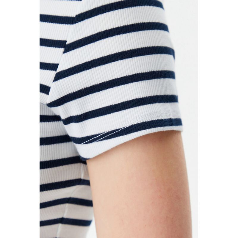 Fashion, accesorii si bijuterii - Femei - Imbracaminte femei - Tricouri si topuri femei - Tricou Dama Tommy Hilfiger DW0DW17383 S INTL Alb - Infinity.ro