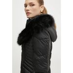 Fashion, accesorii si bijuterii - Femei - Imbracaminte femei - Jachete si geci femei - Geaca Dama Guess OXANA W4BL61 – Matlasata, Cambrata, cu Gluga din Blana Sintetica Negru S INTL - Infinity.ro