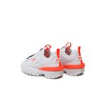 Fashion, accesorii si bijuterii - Femei - Incaltaminte femei - Pantofi femei - Pantofi sport de piele ecologica Fila cu aspect masiv Disruptor Flower 39 EU Alb - Infinity.ro