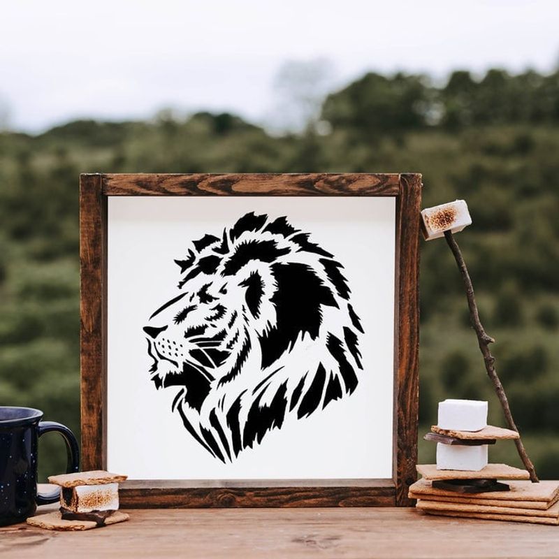 Casa si Gradina - Decoratiuni - DIY - Sabloane decorative pereti - Sablon Perete vopsire, tencuiala 0.7mm Cap de Leu model MXSP7420, 600 x 600 mm - Infinity.ro