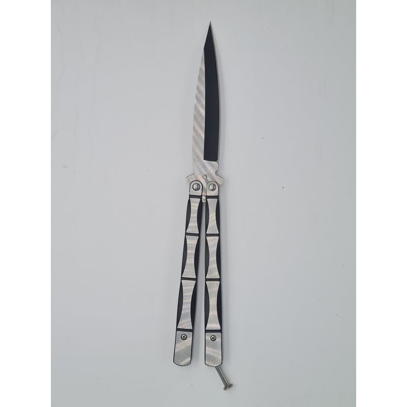 Sport si Outdoor - Camping - Cutite, bricege si accesorii - Cutite si bricege - Cutit fluture Butterfly, Balisong, 24 cm, model schelet 3D,model culoare gri, culoare negru - Infinity.ro