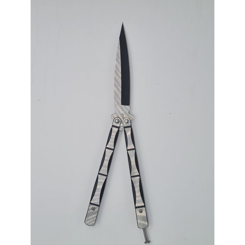 Sport si Outdoor - Camping - Cutite, bricege si accesorii - Cutite si bricege - Cutit fluture Butterfly, Balisong, 24 cm, model schelet 3D,model culoare gri, culoare negru - Infinity.ro