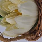 Market - Cadouri - Flori si aranjamente - Cosulet, aranjament floral trandafiri "Cosulet cu flori", flori de sapun, model floare de nufar, m2, 30x17x15 cm - Infinity.ro