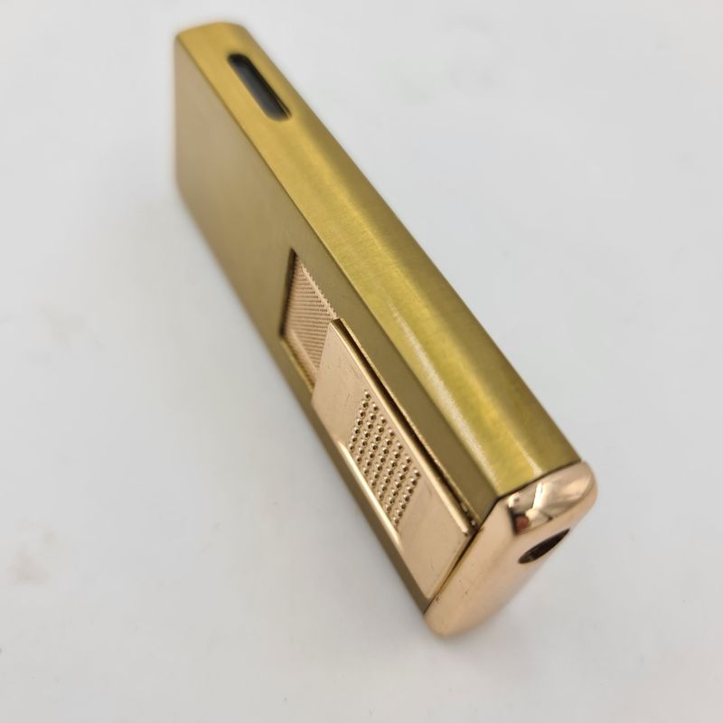 Market - Tutun si tigari - Articole si accesorii tutun - Bricheta Metalica Gravata, Personalizata cu Textul Tau, cu Gaz, Antivant, Reincarcabila, Aurie, Cutie - Infinity.ro