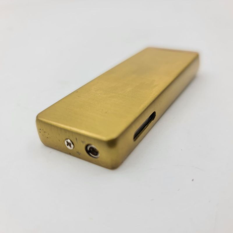 Market - Tutun si tigari - Articole si accesorii tutun - Bricheta Metalica Gravata, Personalizata cu Textul Tau, cu Gaz, Antivant, Reincarcabila, Aurie, Cutie - Infinity.ro