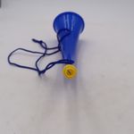 Casa si Gradina - Decoratiuni - Decoratiuni petrecere - Coifuri si suflatori - Goarna Curbata, Vuvuzela, Tip Corn, Pentru Petreceri, Evenimmente, Albastra, Varf Galben, 27 cm - Infinity.ro
