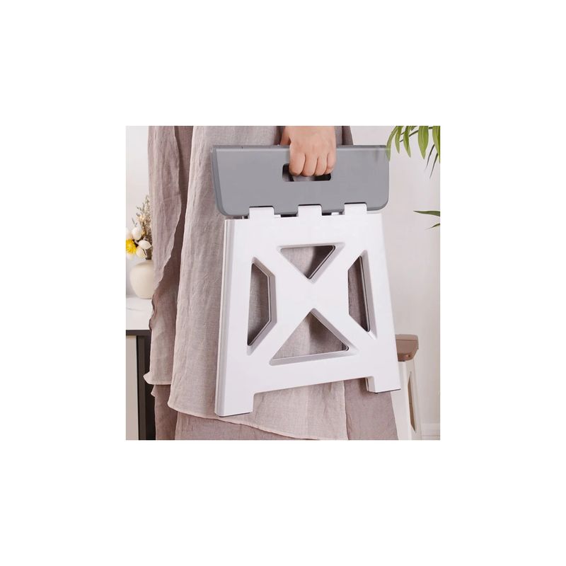 Sport si Outdoor - Camping - Mobilier pentru camping - Scaune camping - Scaun pliabil din plastic rezistent, 33 cm, compact si usor de transportat, ideal pentru casa, bucatarie sau camping - Infinity.ro