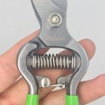 Casa si Gradina - Gradinarit si plante - Unelte gradinarit - Foarfeci gradinarit - Foarfeca pentru taiat vita de vie,cu arc, si sistem de blocare automata, otel inoxidabil - Infinity.ro