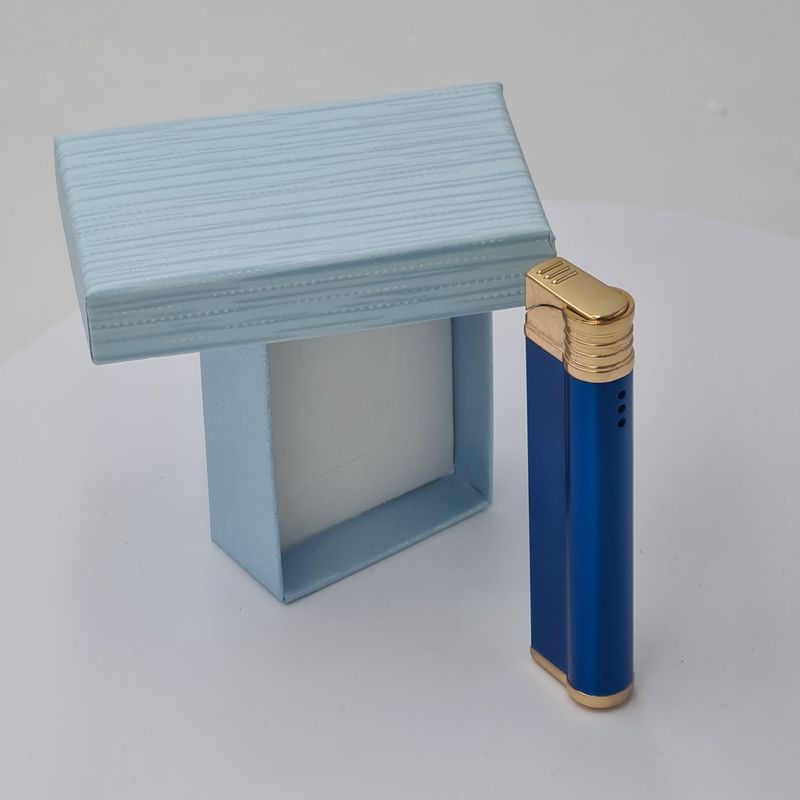 Market - Tutun si tigari - Articole si accesorii tutun - Bricheta Metalica cu Gaz, Antivant, Model Robotic Slim, Reincarcabila, Albastru, Cutie, Personalizata - Infinity.ro