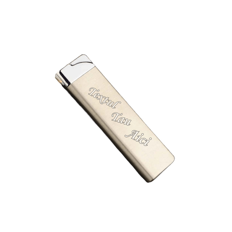 Market - Tutun si tigari - Articole si accesorii tutun - Bricheta cu Flacara Verde, Personalizata cu Textul Tau, Model Slim de Metal, Antivant, Reincarcabil, 8 cm - Infinity.ro