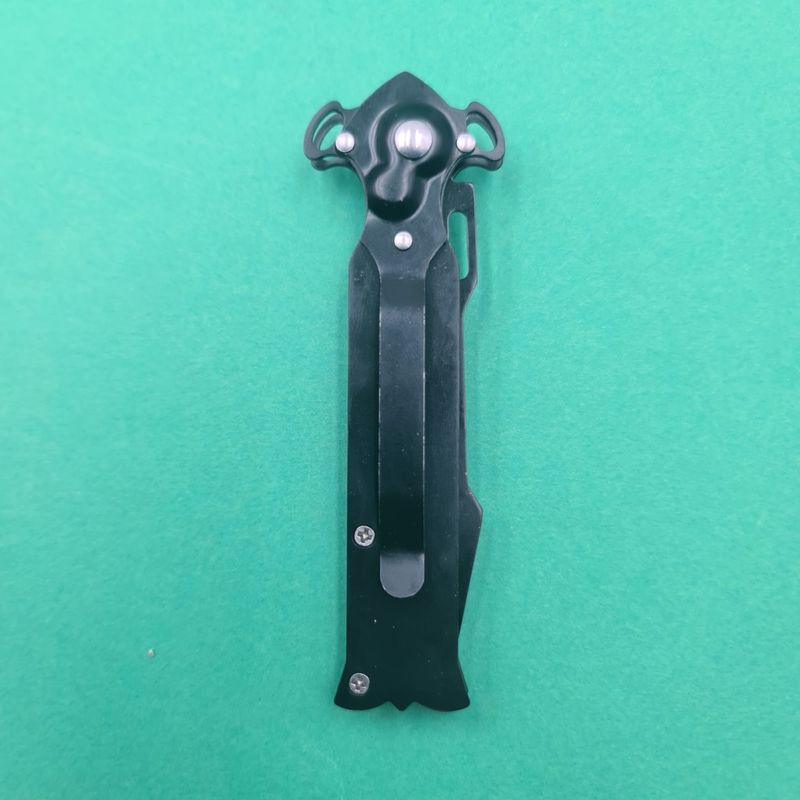 Sport si Outdoor - Camping - Cutite, bricege si accesorii - Cutite si bricege - Briceag Deschidere a Lamei pe Buton, Model Romburi, Sistem Prindere Curea, Argintiu, 20 cm - Infinity.ro