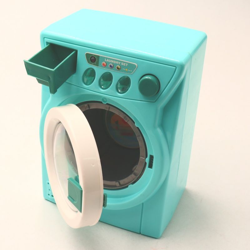Jucarii, Copii si Bebe - Jucarii si jocuri - Jucarii de rol - Seturi de curatenie copii si accesorii - Jucarie Masina de spalat, cu baterie, din plastic, verde, 14 cm - Infinity.ro