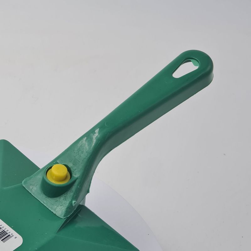 Market - Spalare si intretinere rufe - Produse intretinere textile - Intretinere textile - Perie de covor, role, 3 role, model simplu, maner detasabil, 16 x 12 cm, verde - Infinity.ro