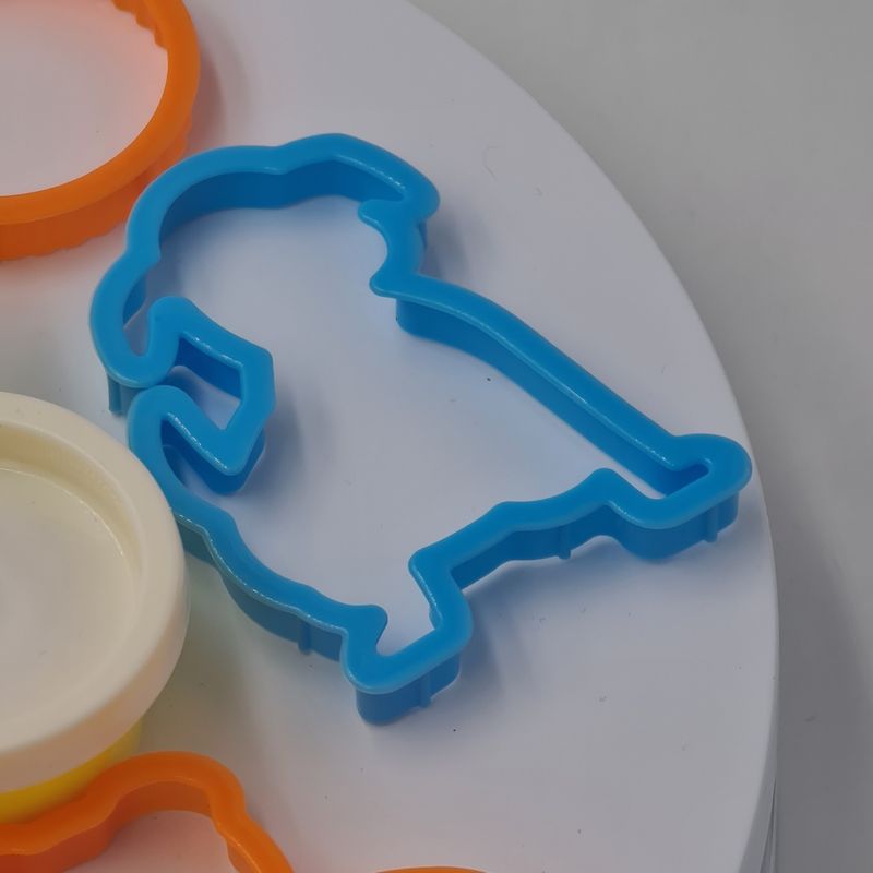 Carti si Birotica - Rechizite - Plastilina - Plastilina, 3 cutii, forme si accesorii, verde alb si rosu - Infinity.ro